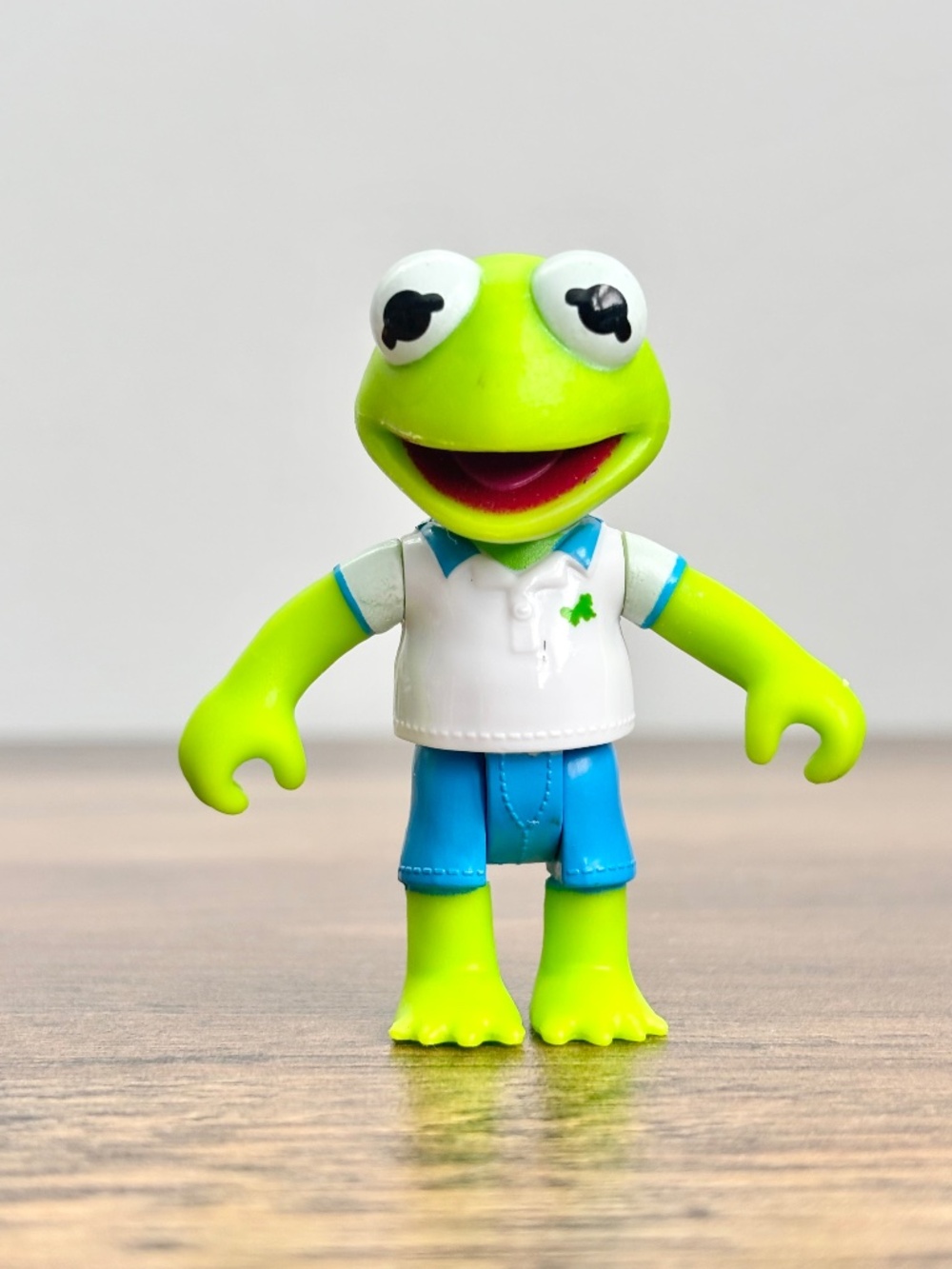Disney Junior Muppet Babies Kermit the Frog Collectible Figure Toy Cake Topper